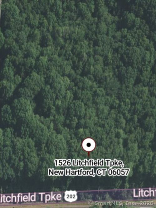 1526 Litchfield Tpke, New Hartford, CT, 06057-3211 | Card Image