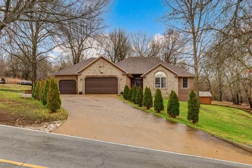 4642 N Farm Road 159, Springfield, MO, 65803-8123 | Card Image