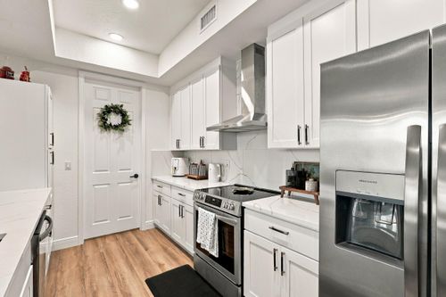2-207-10520 Sw Stephanie Way, Port St. Lucie, FL, 34987-2326 | Card Image