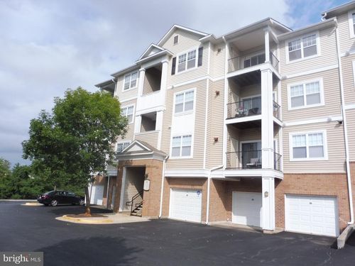 102-19611 Galway Bay Cir, GERMANTOWN, MD, 20874-4607 | Card Image
