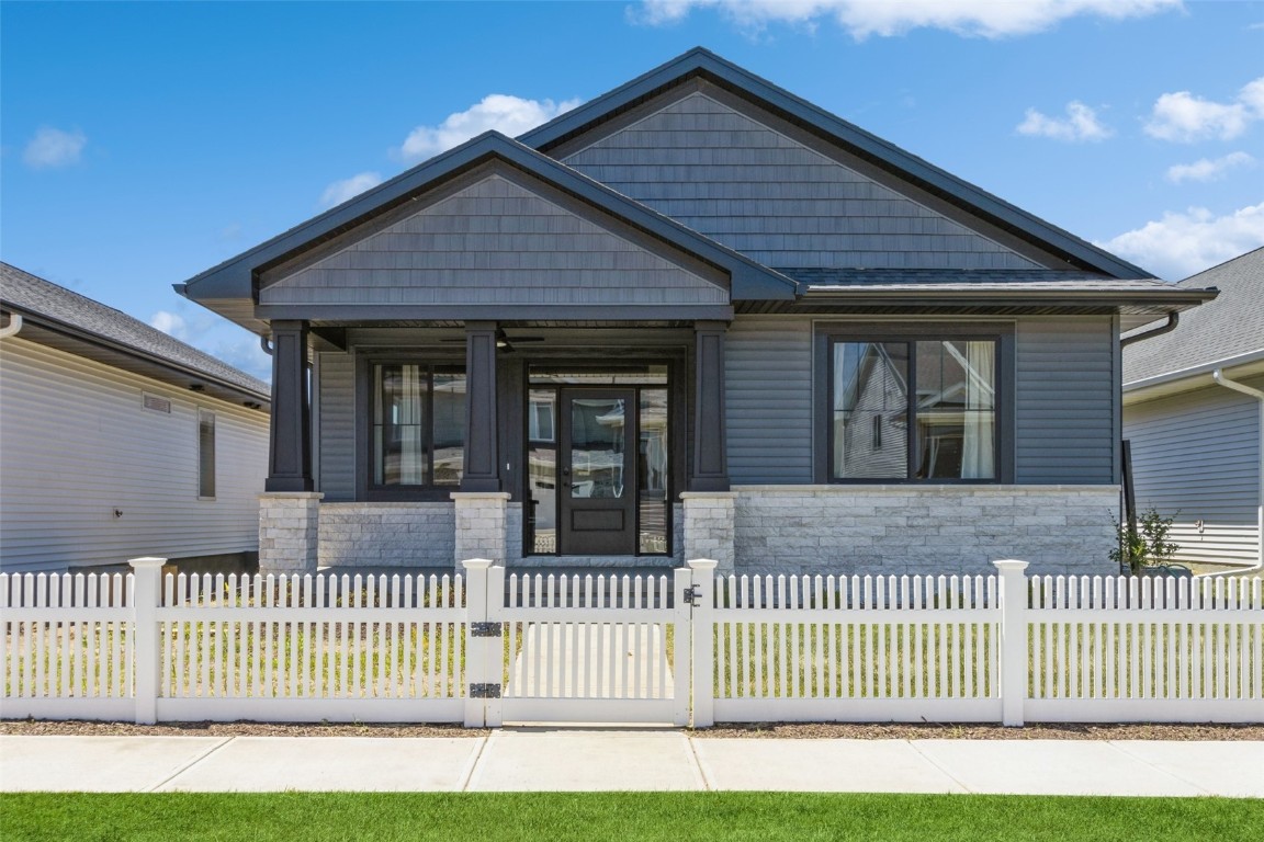 Clover Hill Dr, North Liberty, IA 52317