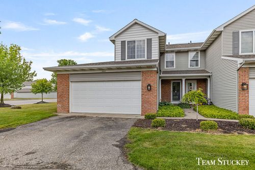 5457 Rivertown Cir Sw, Wyoming, MI, 49418-9008 | Card Image
