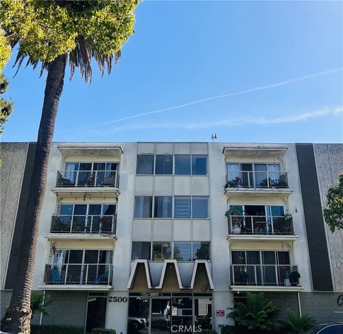 405-2500 E 2nd, Long Beach, CA, 90803 | Card Image