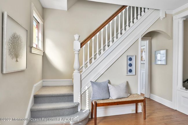 Foyer | Image 11