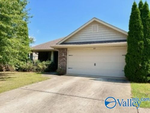 603 Durbin Ln Sw, Madison, AL, 35756-2702 | Card Image