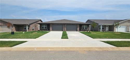 516 Nw 68th Ave, Bentonville, AR, 72713 | Card Image