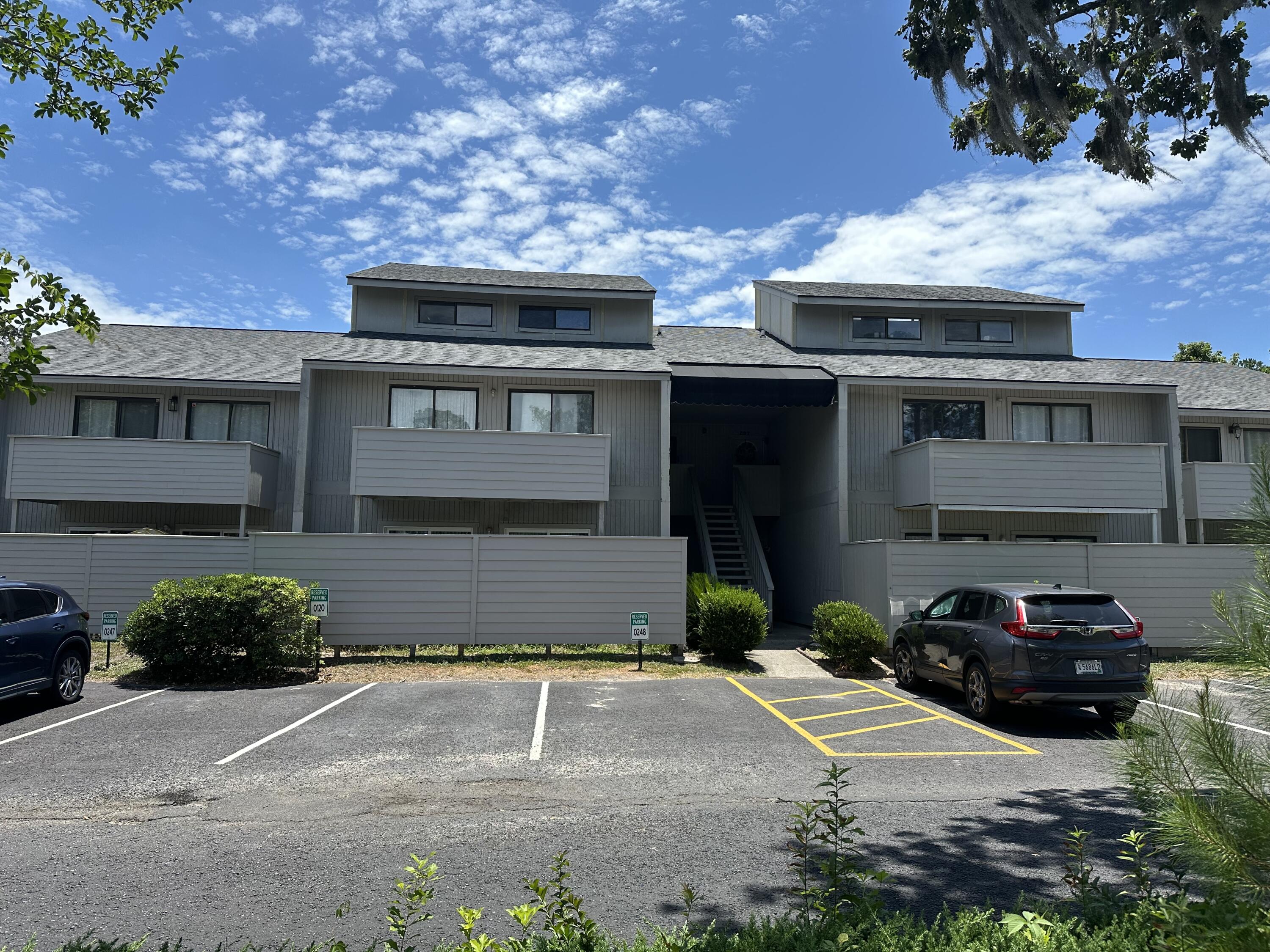 Greenmeadow Dr, Goose Creek, SC 29445