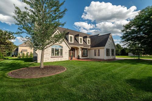 13620 W Eagle Trace, New Berlin, WI, 53151 | Card Image