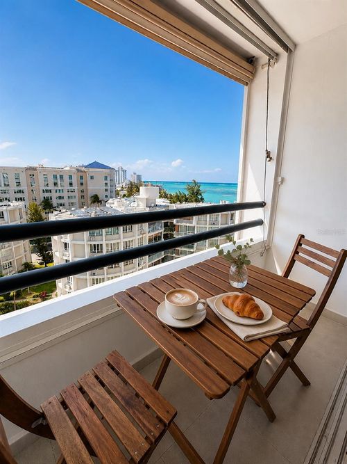 0 C. Horizonte, Carolina, PR, 00979 | Card Image