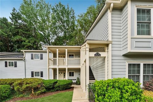 26 Springhedge Ct Se, Smyrna, GA, 30080-8024 | Card Image