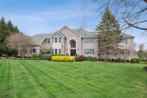 26 Farmersville Rd, Tewksbury Twp, NJ, 07830-3303 | Card Image