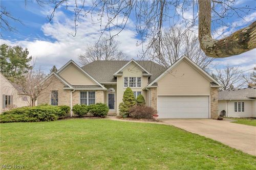 1023 Gulf Rd, Elyria, OH, 44035-2971 | Card Image