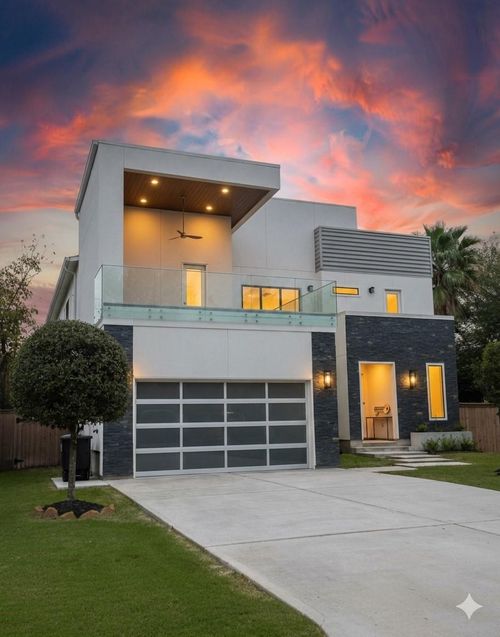 2214 Hewitt Dr, Houston, TX, 77018-4033 | Card Image