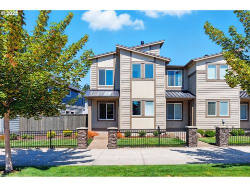 4156 Se Century Blvd, Hillsboro, OR, 97123-6763 | Card Image