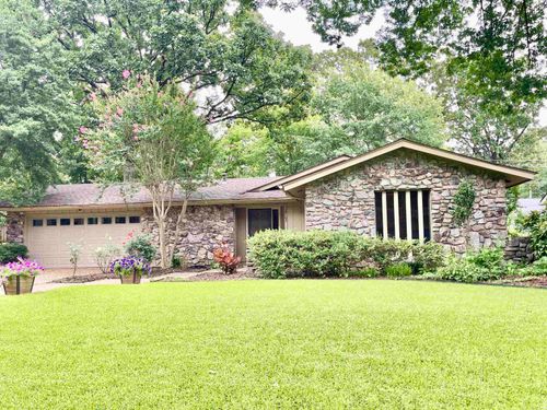 2703 Charter Oak Dr, Little Rock, AR, 72227-3003 | Card Image