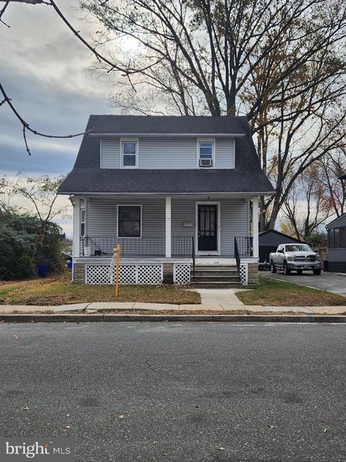 17 Watkins Ave, Woodbury, NJ, 08096-1235 | Card Image