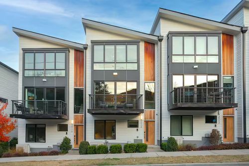 2114 9th Ave N, Nashville, TN, 37208-1103 | Card Image