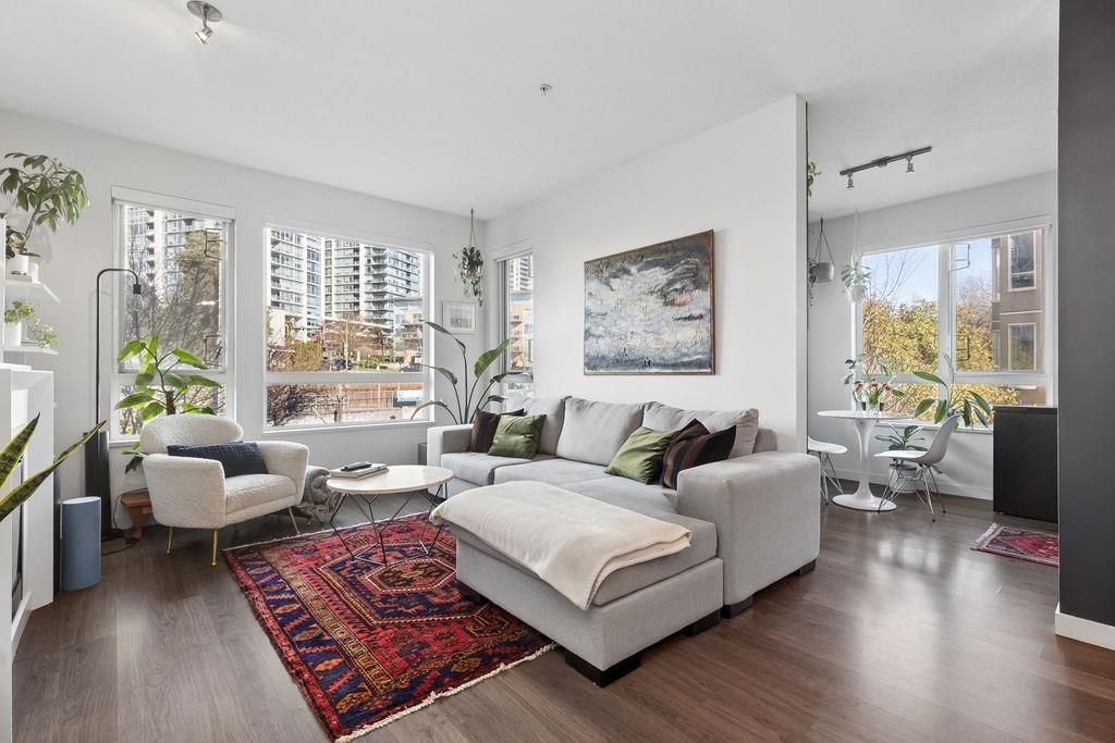 Residential in North Vancouver 4