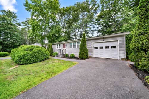 5 Camden Ave, York, ME, 03909-1133 | Card Image