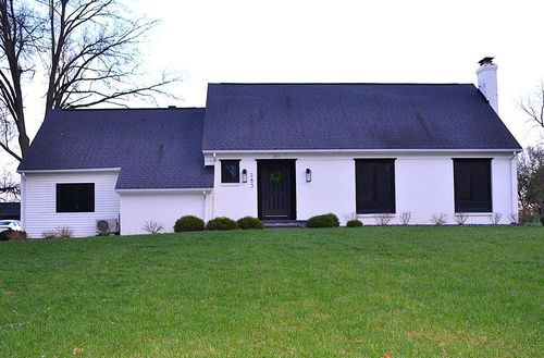 283 S Countryside Dr, Ashland, OH, 44805-3943 | Card Image