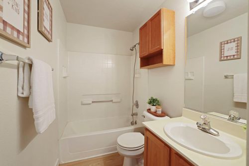418 Glenbriar Circle, Tracy, CA, 95377 | Card Image