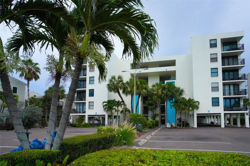 d2-19931 Gulf Blvd, Indian Shores, FL, 33785-3406 | Card Image