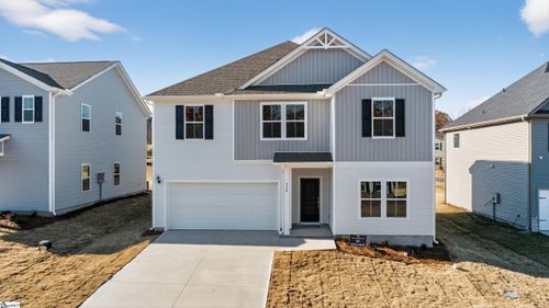 12 Torwood St, Fountain Inn, SC, 29644-9831 | Card Image