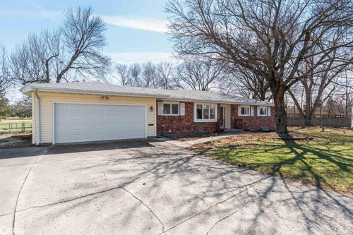 126 Broadmoor Cir, Ames, IA, 50010-4851 | Card Image