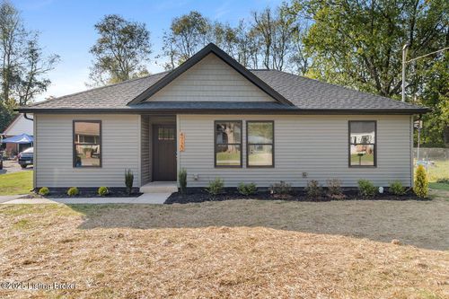 4720 Beech Dr, Louisville, KY, 40216-3324 | Card Image