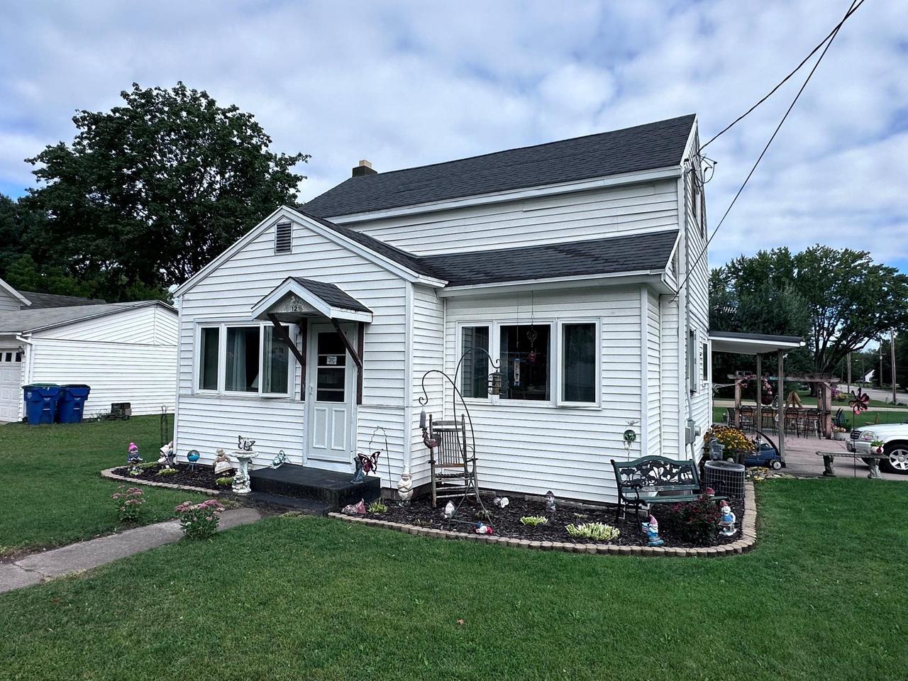 Madison St, Clintonville, WI 54929