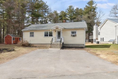 25 Fairview Ave, Dracut, MA, 01826-1901 | Card Image