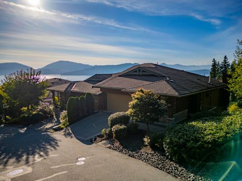 8519 Seascape Dr, West Vancouver, BC, V7W3J7 | Card Image