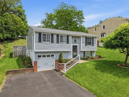 228 Rampart Blvd, New Kensington, PA, 15068-9350 | Card Image