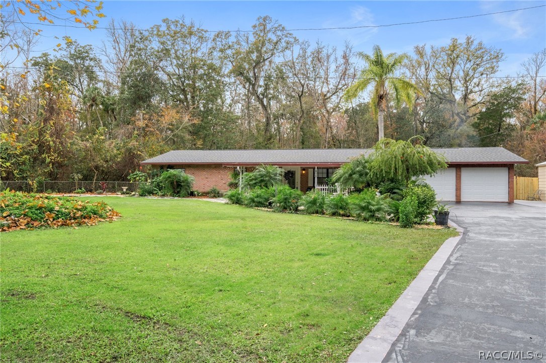 6th Ave, Crystal River, FL 34428