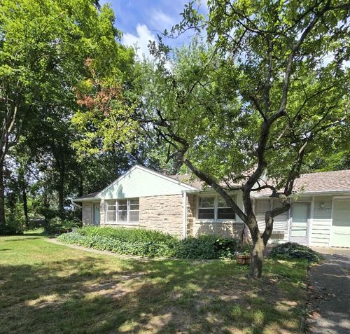 2670 Fairgrove St, Kalamazoo, MI, 49009-1805 | Card Image