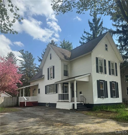 360 Brainard St, Watertown, NY, 13601-4004 | Card Image