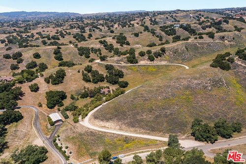 3333 Long Valley Road, Santa Ynez, CA, 93460 | Card Image