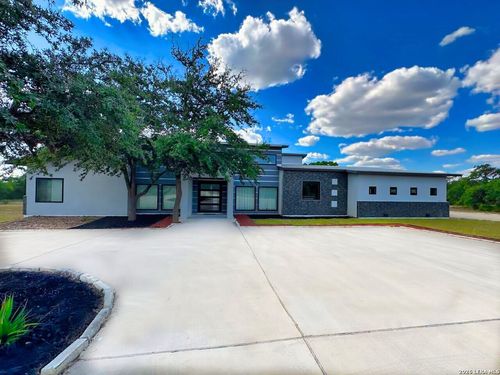 31109 Windmill Ln, Bulverde, TX, 78163-5021 | Card Image