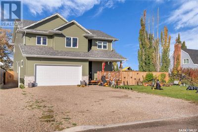 82 26 Th St W, House other with 5 bedrooms, 4 bathrooms and null parking in Battleford SK | Image 2