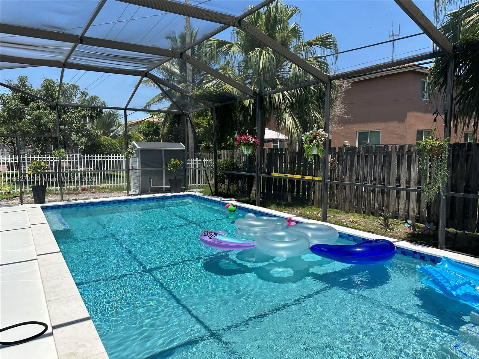 203rd St, Miami, FL 33169