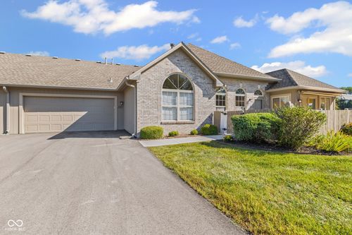 7695 Briarstone Ln, Indianapolis, IN, 46227-5427 | Card Image