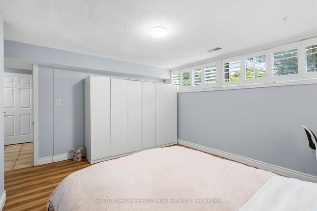 732 Royal York Rd, House other with 7 bedrooms, 4 bathrooms and 4 parking in Etobicoke ON | Image 29
