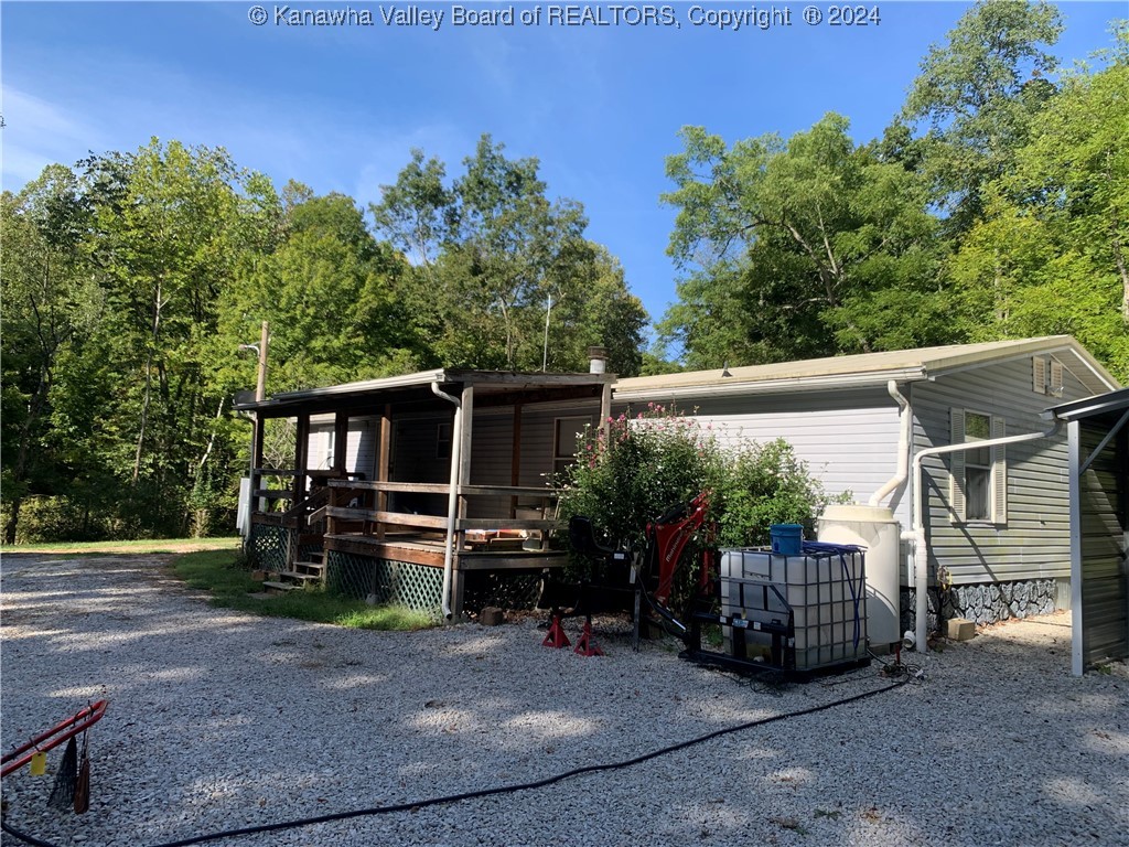 Little Pond Creek Rd, Ravenswood, WV 26164