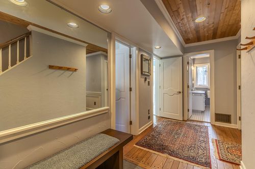 73 Cranberry Hill Rd, Winhall, VT, 05340-8818 | Card Image