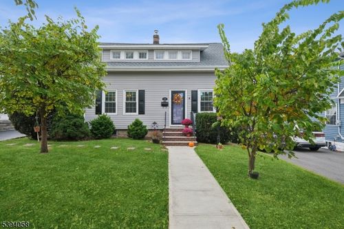 19 Warner Ave, Springfield, NJ, 07081-1415 | Card Image