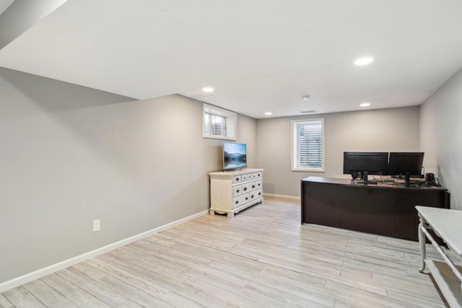 1720 6 Th Ave W, Townhouse with 3 bedrooms, 2 bathrooms and null parking in Shakopee MN | Image 21