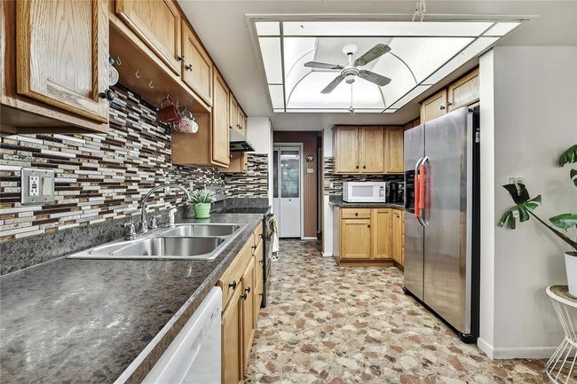 11187 Blythville Rd, House other with 3 bedrooms, 2 bathrooms and null parking in SPRING HILL FL | Image 11