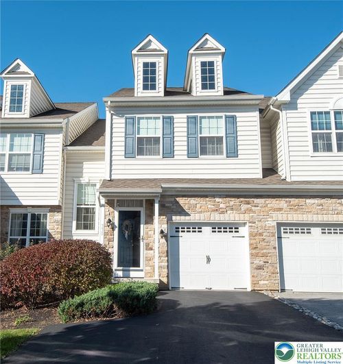 330 Pennycress Road, Allentown City, PA, 18104 | Card Image