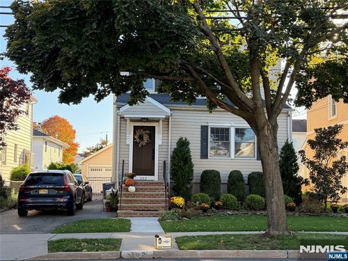 392 Highland Ave, Wood Ridge, NJ, 07075-1515 | Card Image