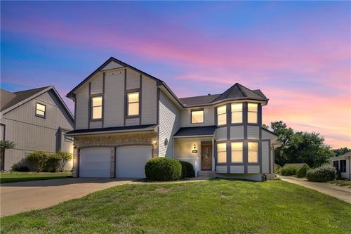 2431 S Ponca Ave, Independence, MO, 64057-2450 | Card Image